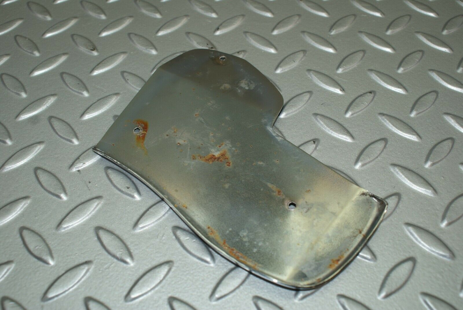 2851 Mercedes-Benz C123 280CE Coupe Right Door Chrome Cover