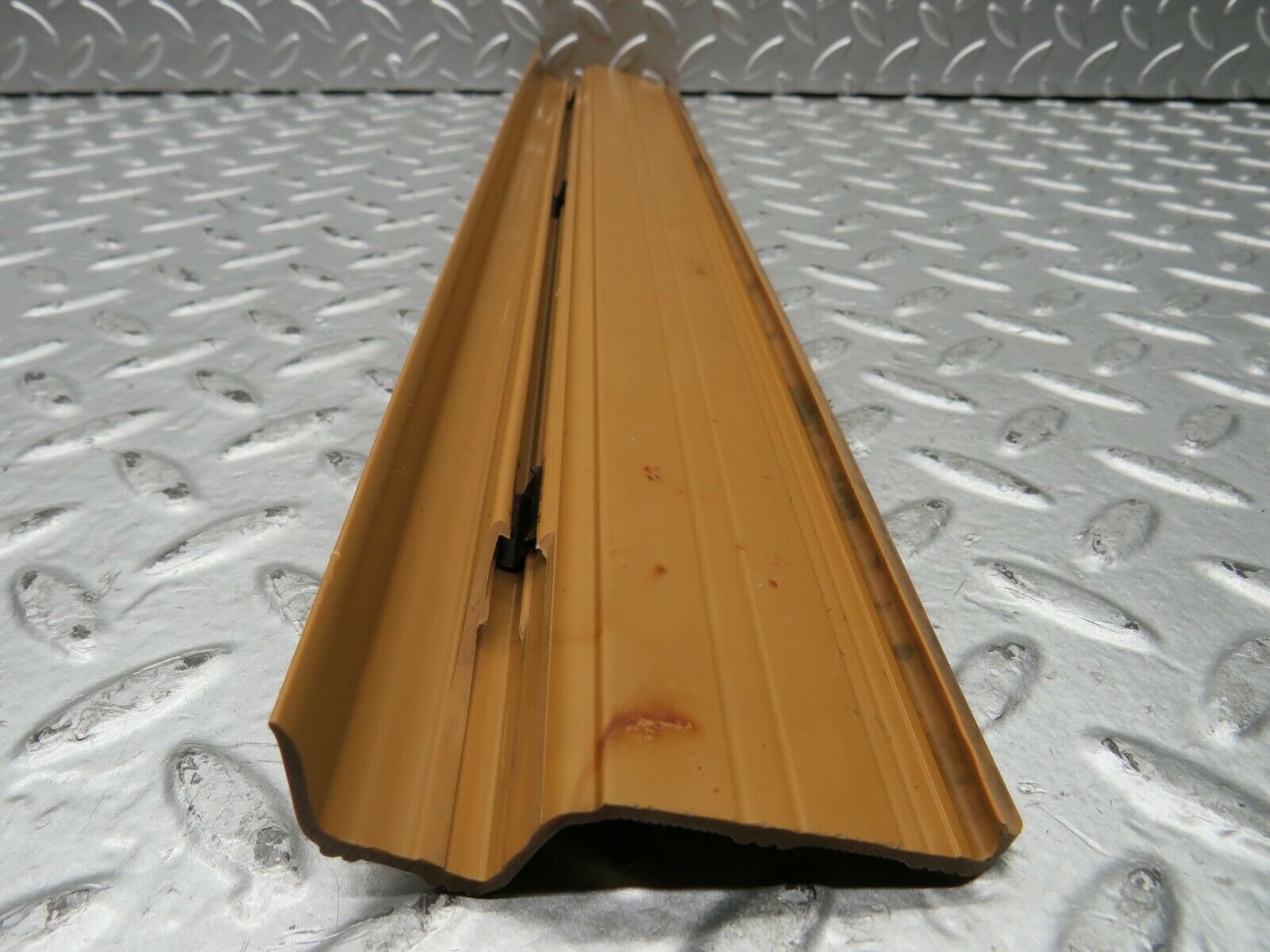21999 Mercedes-Benz S123 280TE Wagon Rear Left Door Sill Trim Palomino