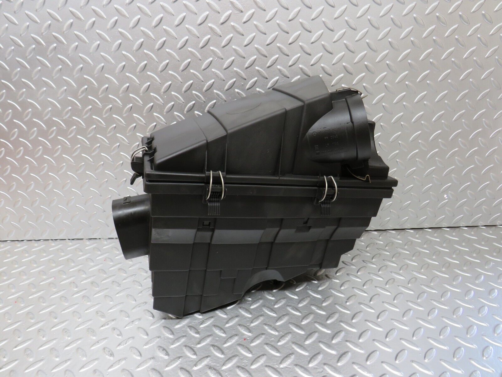 24723 Mercedes-Benz W140 S320 Air Filter Box Housing 1040900401