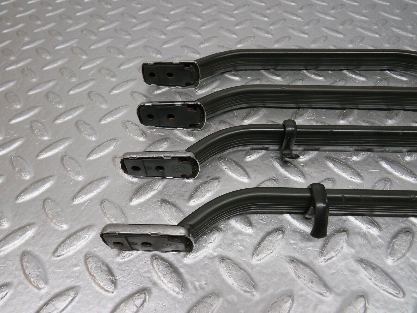 0650 Mercedes-Benz C107 350SLC Coupe Interior Roof Grab Handle Set Beige