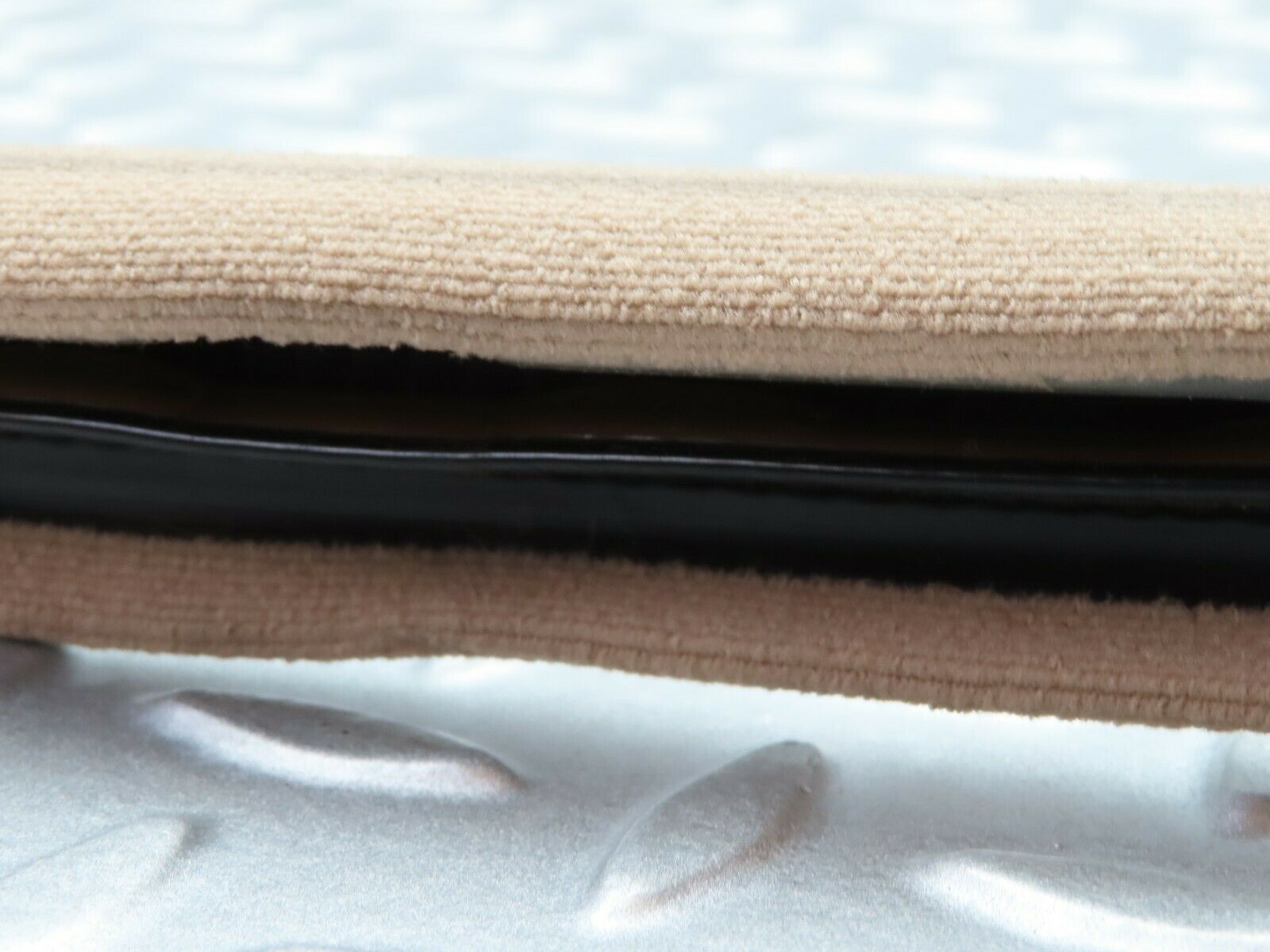 5498 Mercedes-Benz W124 230E Rear Left Door Frame Rubber Seal Beige Cloth