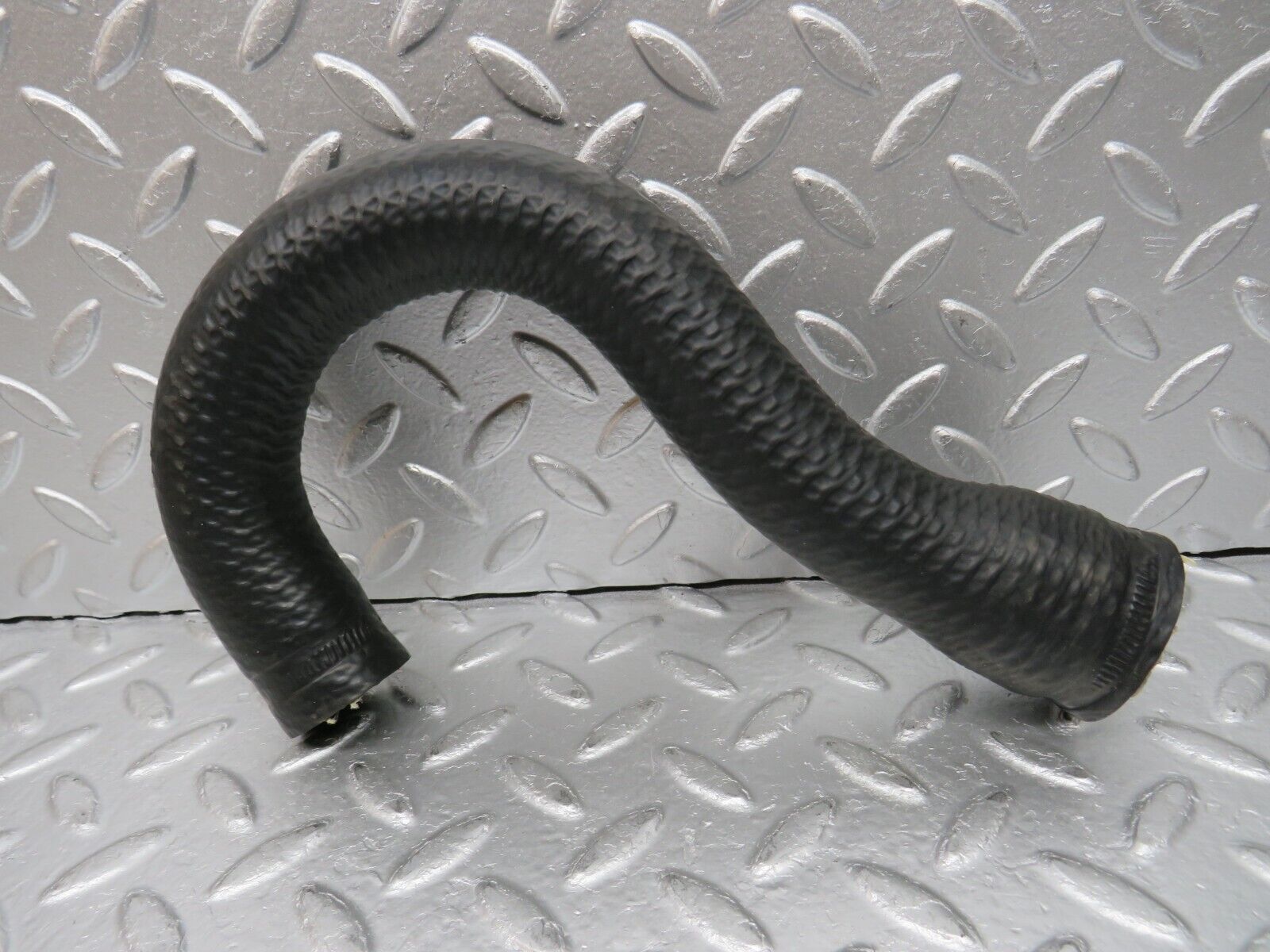 30722 Mercedes-Benz W201 190E 2.0L Water Hose Pipe