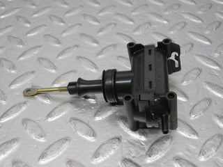 32449 Mercedes-Benz S124 300TE Wagon Door Lock Vacuum Actuator Rear Left