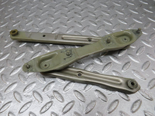 33723 Mercedes-Benz W201 190E 2.0L Bonnet Hinge Right Side