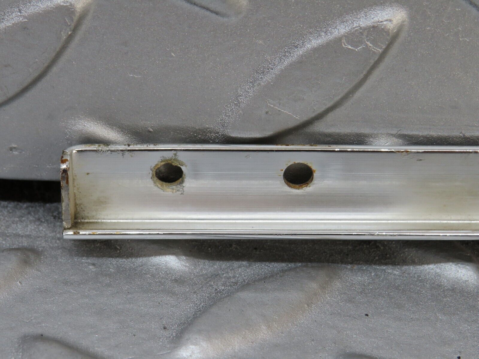 35943 Mercedes-Benz W108 Dashboard Chrome Trim