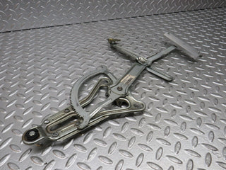 W124 Wagon front right power window regulator used OEM