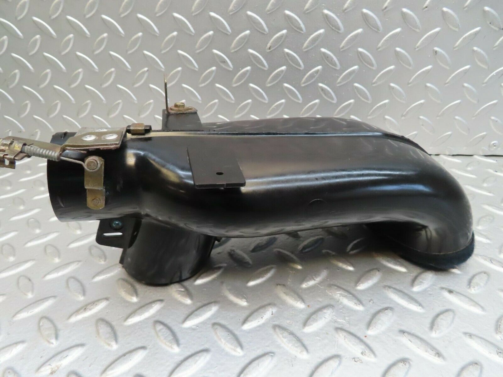 15527 Mercedes-Benz R107 450SL Coupe Heater Air Duct
