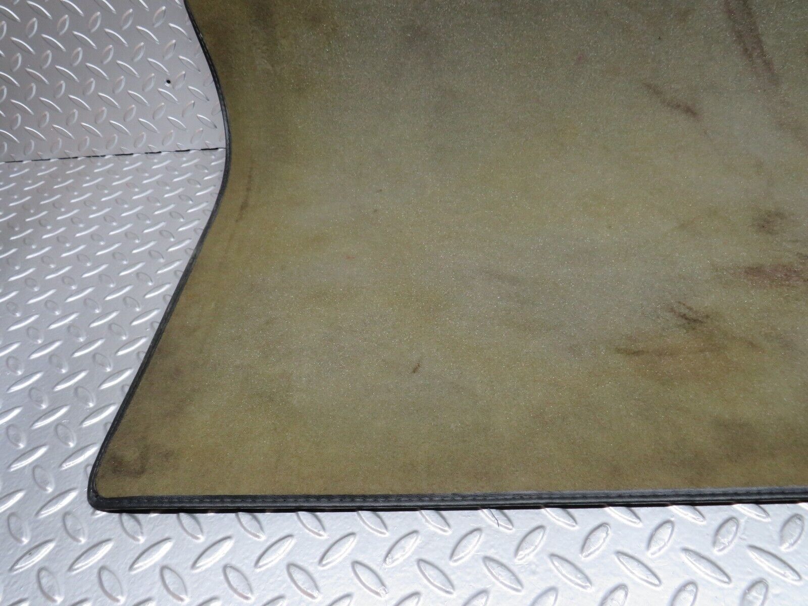 30318 Mercedes-Benz W124 230E Trunk Boot Floor Carpet