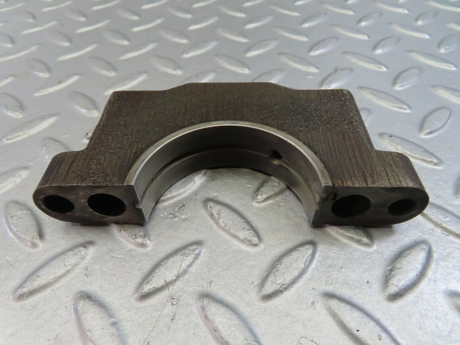 9874 Mercedes-Benz C123 280CE Coupe Crankshaft Bearing Holder Block 1080110211