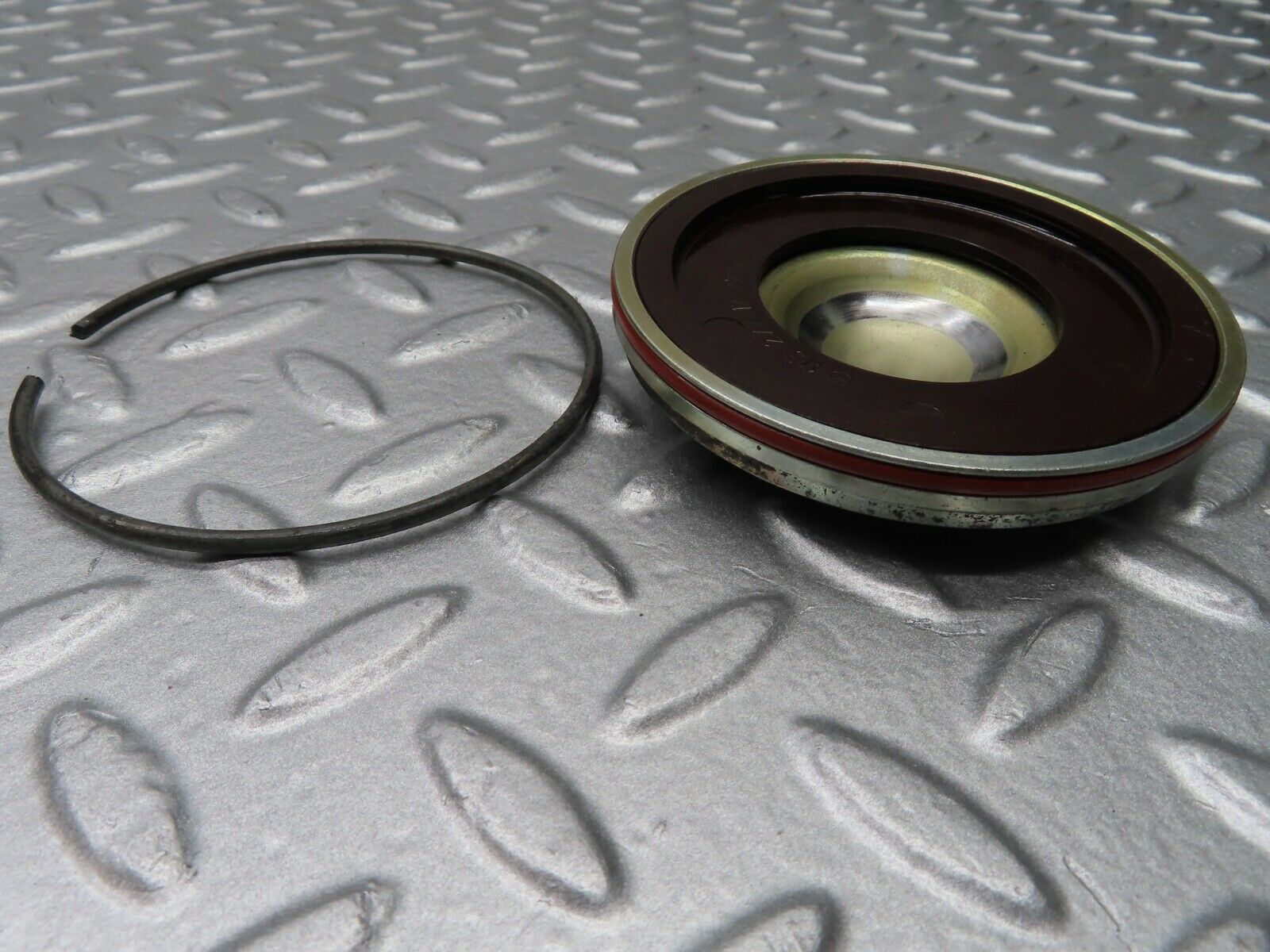 19778 Mercedes-Benz R107 450SL Automatic Gearbox Piston Cover Set