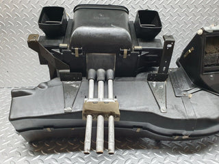 40937 Mercedes-Benz W126 300SE Heater Box Blower Housing Behr