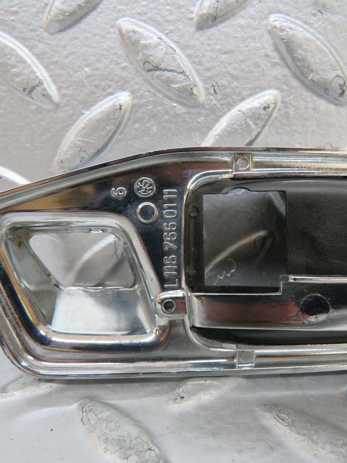 27173 Mercedes-Benz W123 280E Chrome Frame Door Opener Front Left 1167660211