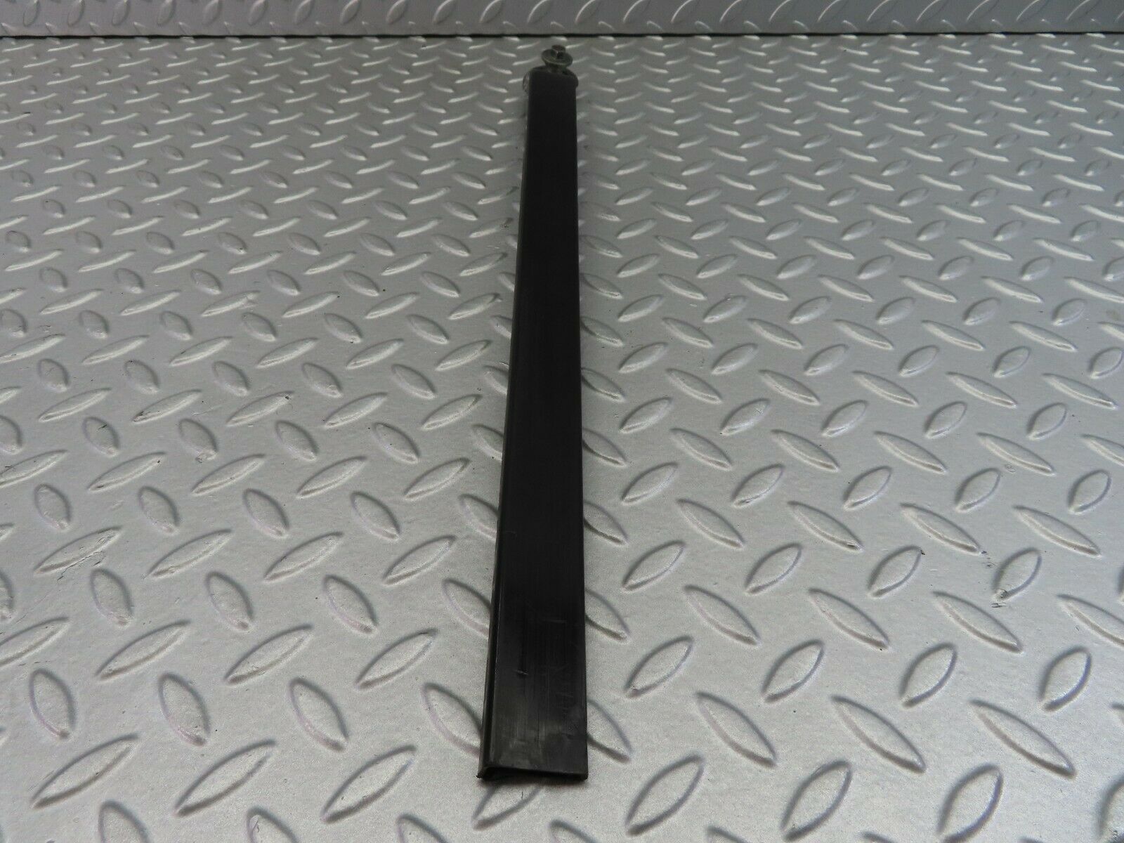 7344 Mercedes-Benz W116 450SE Seat Belt Runner Left