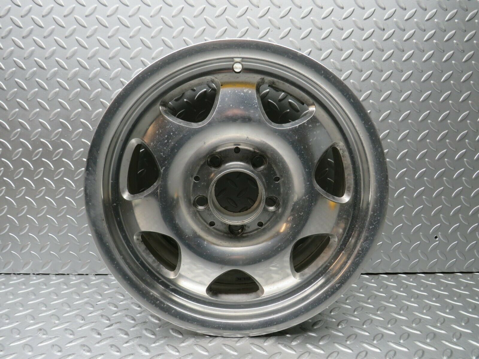 22843 Mercedes-Benz S123 280TE Alloy Wheel 7Jx15H2 ET37 1704010002