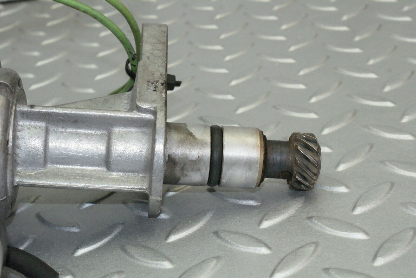2615 Mercedes-Benz W116 350SE Ignition Distributor Bosch 0237404003
