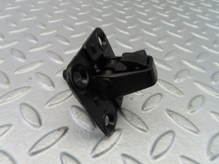 7574 Mercedes-Benz S123 230TE Wagon Bonnet Lock