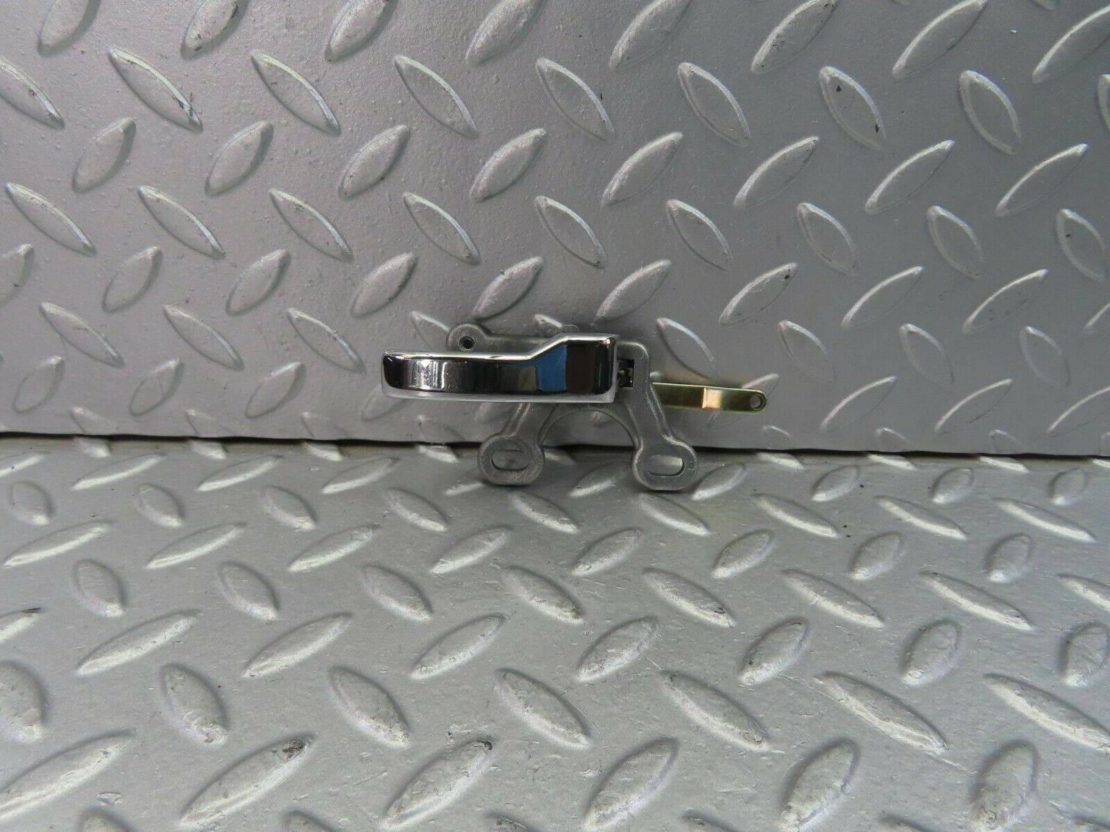 10758 Mercedes-Benz W123 230E Right Interior Door Handle