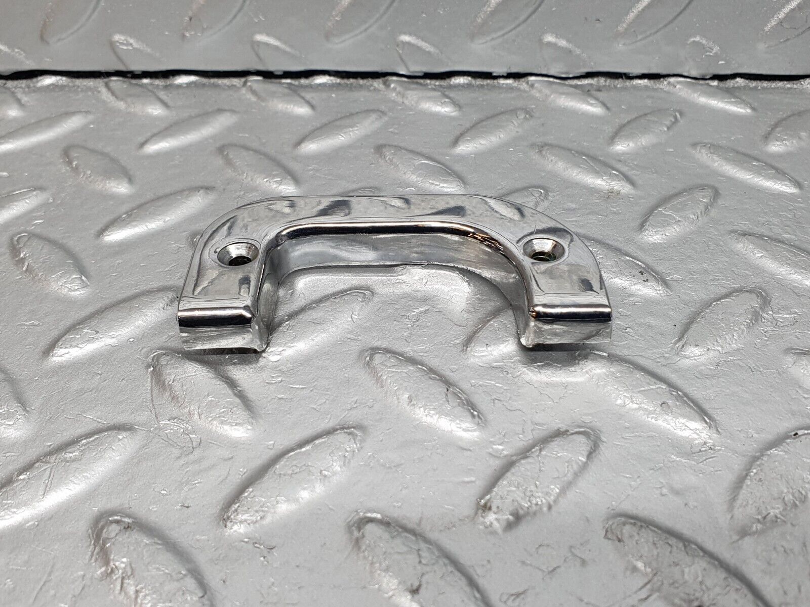 40896 Mercedes-Benz W126 300SE Interior Chrome Door Latch Trim Right 1237230224