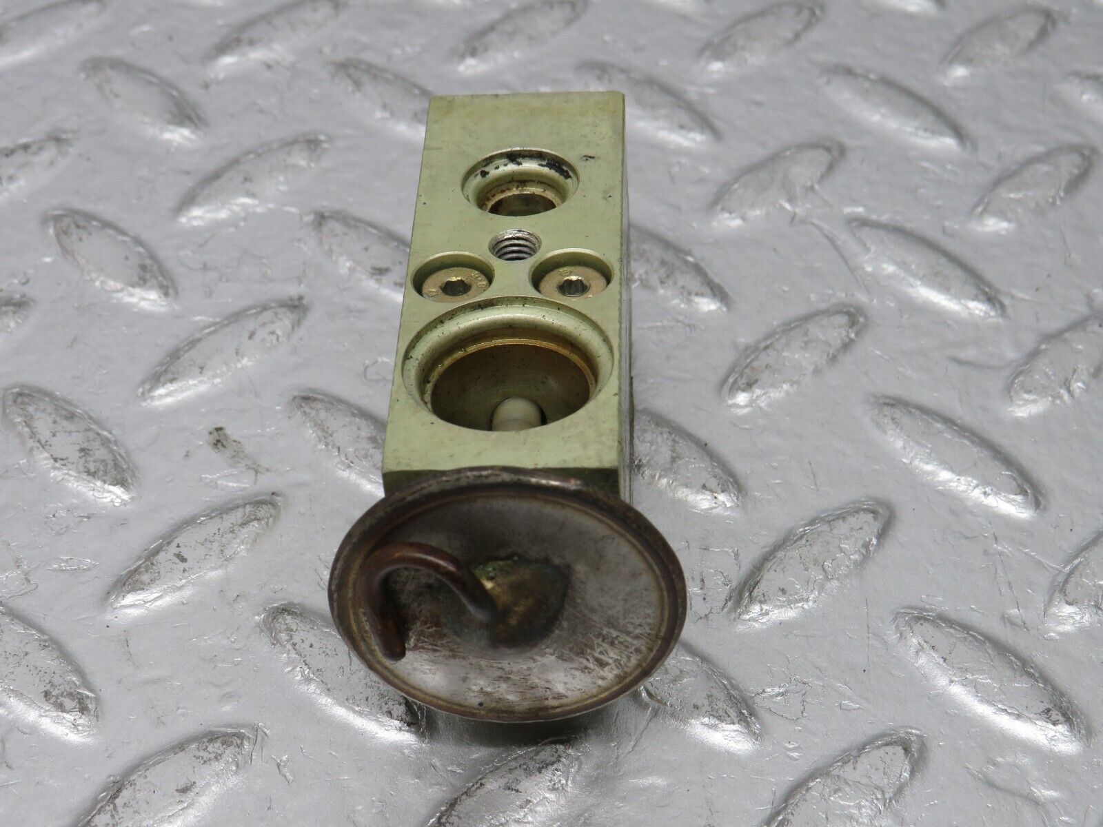 32782 Mercedes-Benz S124 300TE Wagon Air Condition Expansion Valve
