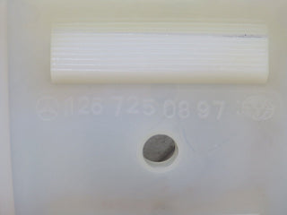 37816 Mercedes-Benz A124 320E Cabriolet Door Window Guide Bracket Plastic 2x 1267250897