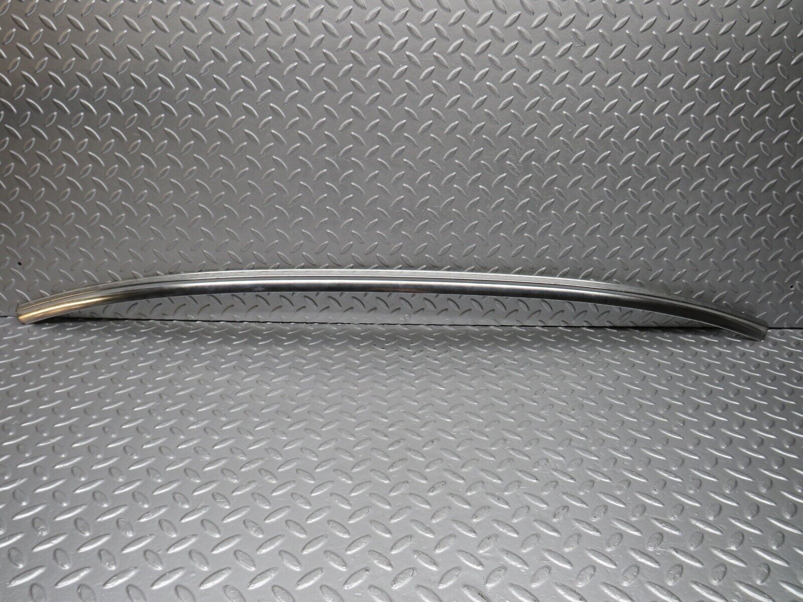 40200 Mercedes-Benz R107 Hardtop Under Windshield Chrome Trim