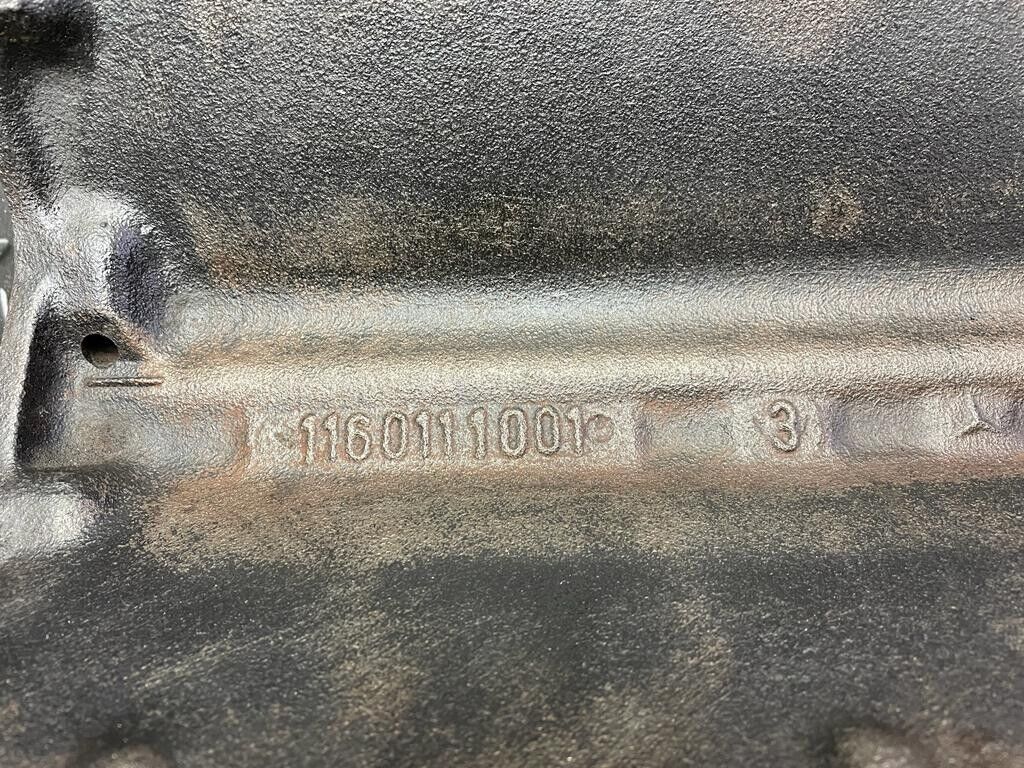 0205 Mercedes-Benz W116 350SE Engine Block M116.985 1160111001