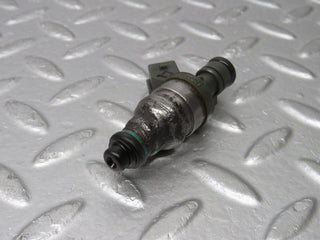 W124 Cabriolet fuel injector used OEM