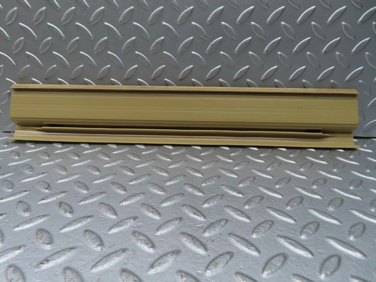 13482 Mercedes-Benz W123 200 Rear Right Door Sill
