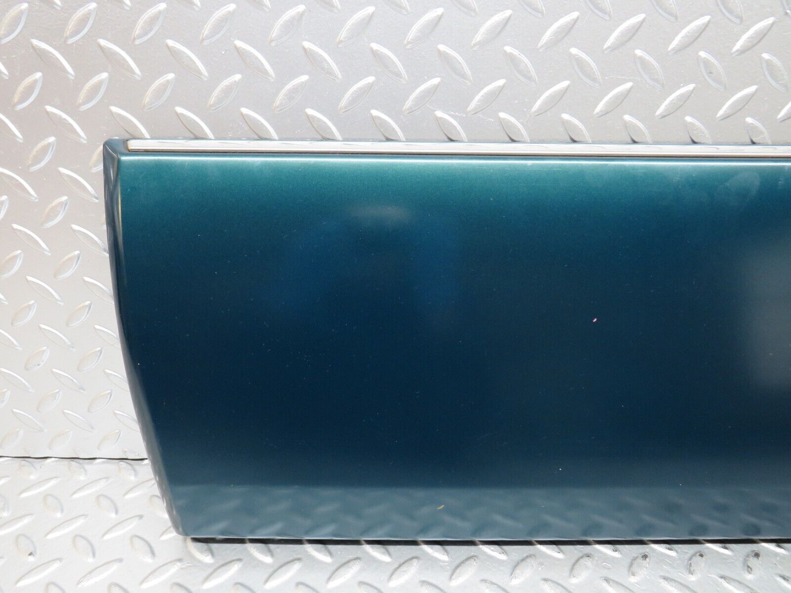 27644 Mercedes-Benz S124 300TE Wagon Rear Left Door Lower Moulding 1246901740