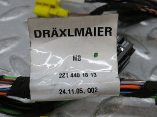 35245 Mercedes-Benz W221 Front Right Door Wire Harness 2214401813