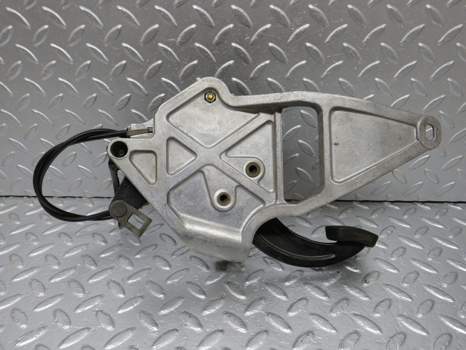 34097 Mercedes-Benz W124 260E Parking Brake Pedal 1244270801 1244270536