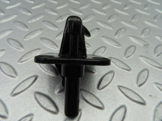 6997 Mercedes-Benz C107 350SLC Coupe Bonnet Lock Catch