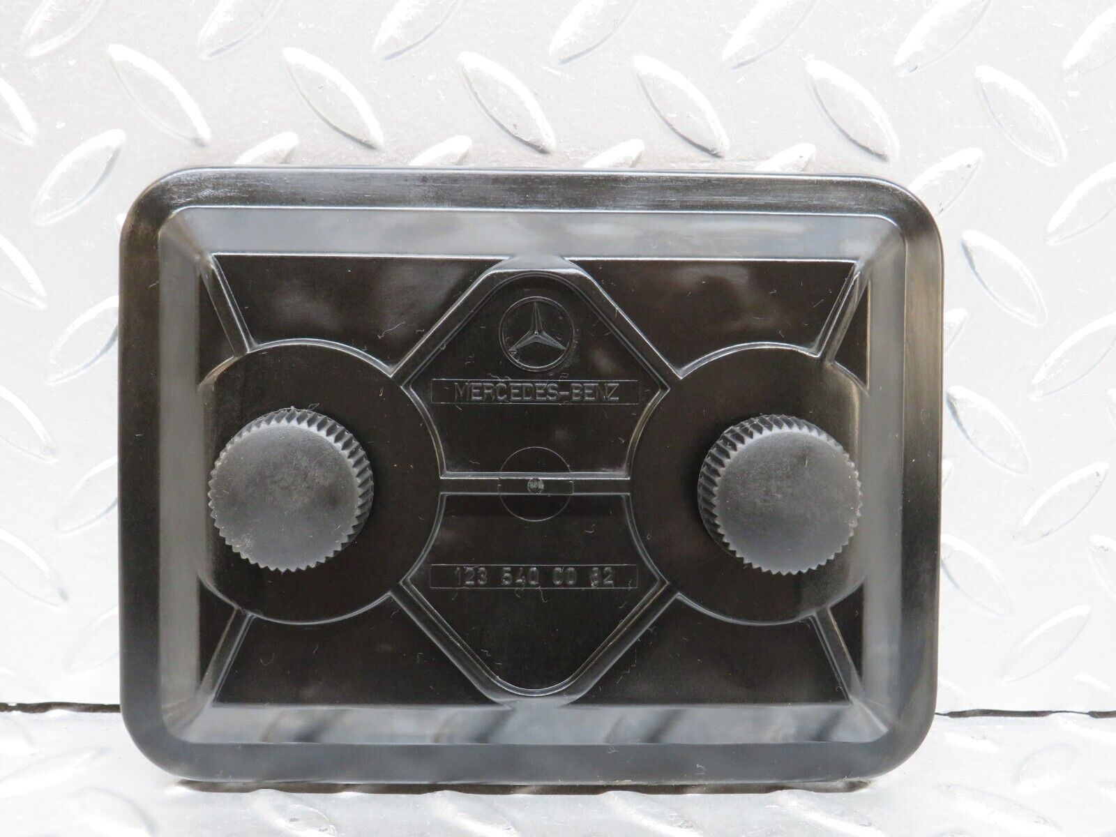 27924 Mercedes-Benz W123 280E Fuse Box Cover Lid 1235400082