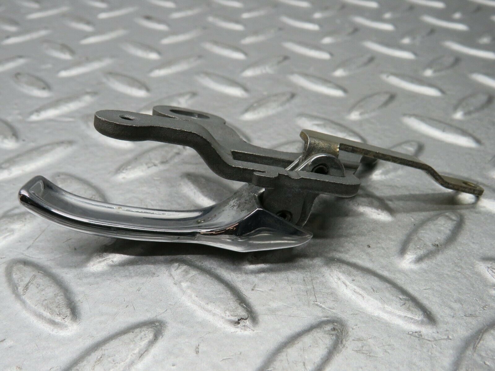 21977 Mercedes-Benz S123 280TE Front Right Interior Door Handle 1107660419