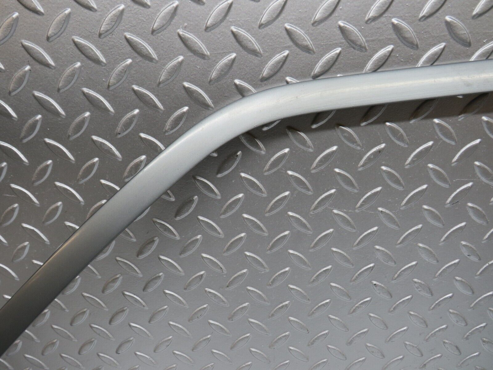 32312 Mercedes-Benz S124 300TE Wagon Front Left Door Exterior Frame Trim