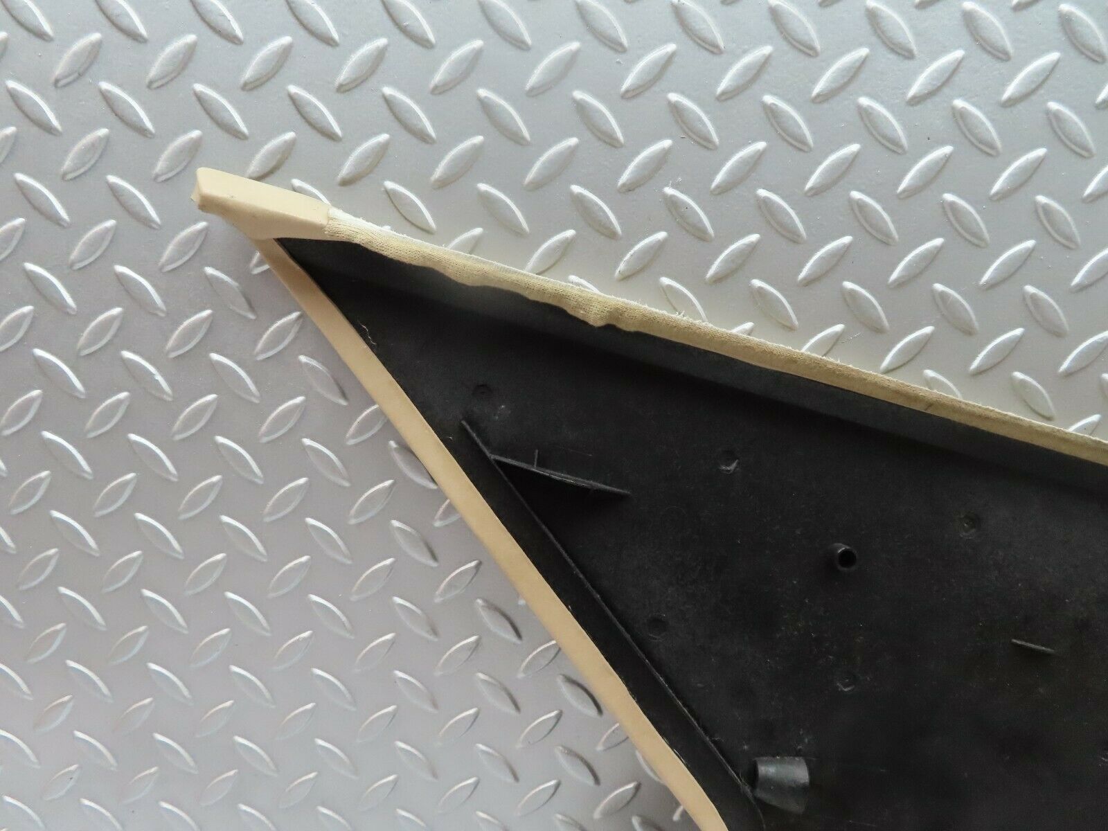 5449 Mercedes-Benz W124 230E C Pillar Panel Right 1246952844