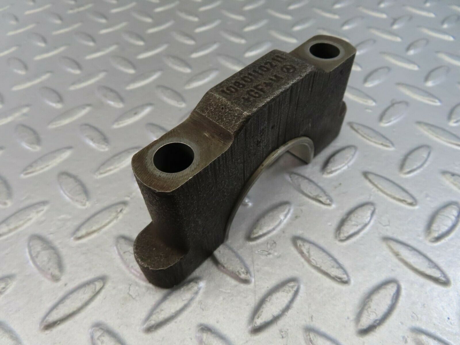 9875 Mercedes-Benz C123 280CE Coupe Crankshaft Bearing Holder Block 1080110211