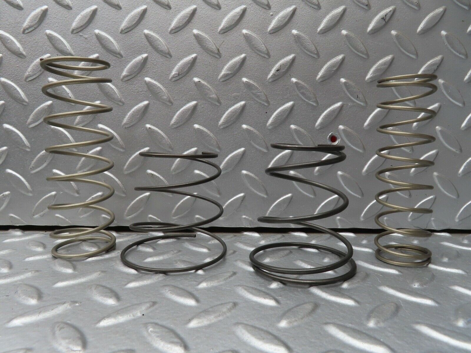 19765 Mercedes-Benz W123 722.122 Automatic Gearbox Pistons Spring Set