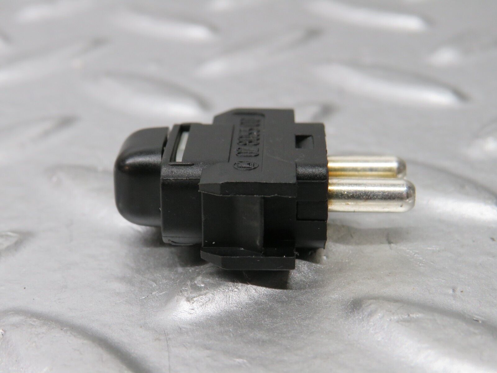 30577 Mercedes-Benz W201 190E 2.0L Child Lock Control Switch 1248204910