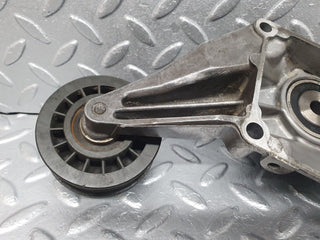 41024 Mercedes-Benz W126 300SE Engine Cooling Fan Clutch Bracket 1032050805 6012000770