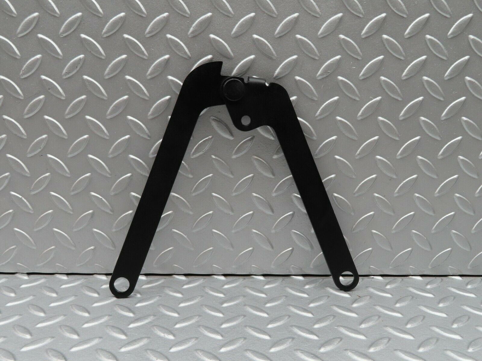 5095 Mercedes-Benz R107 350SL Coupe Right Bonnet Hinge