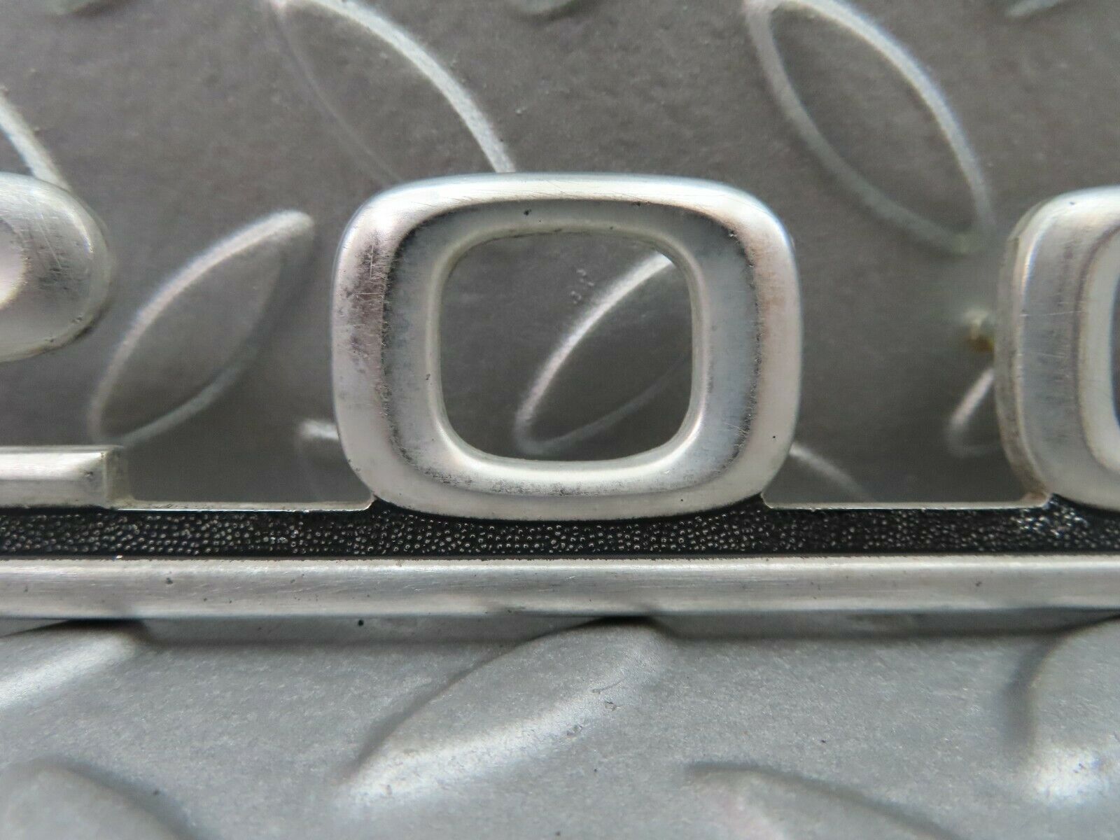 5800 Mercedes-Benz W123 200 Trunk Badge Emblem 1238170215