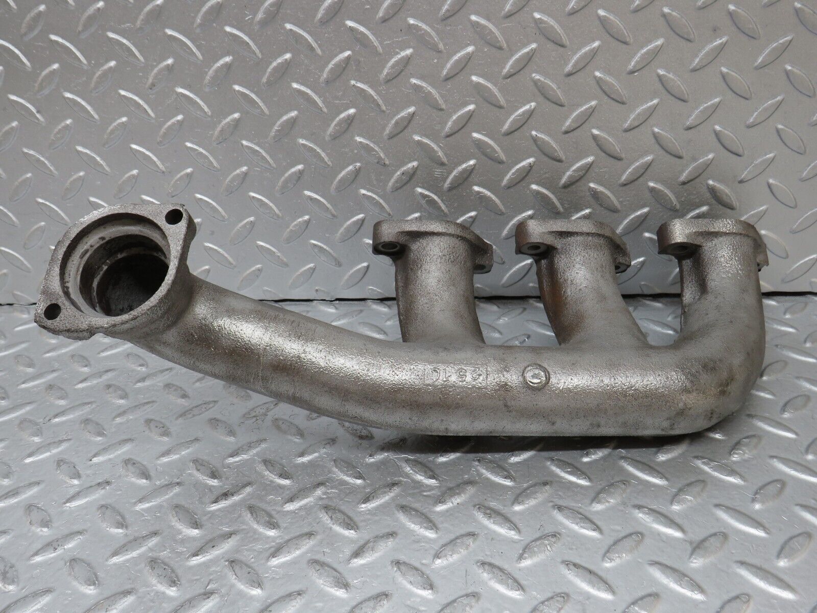 35563 Mercedes-Benz R107 280SL Exhaust Manifold 4-6 1101429502