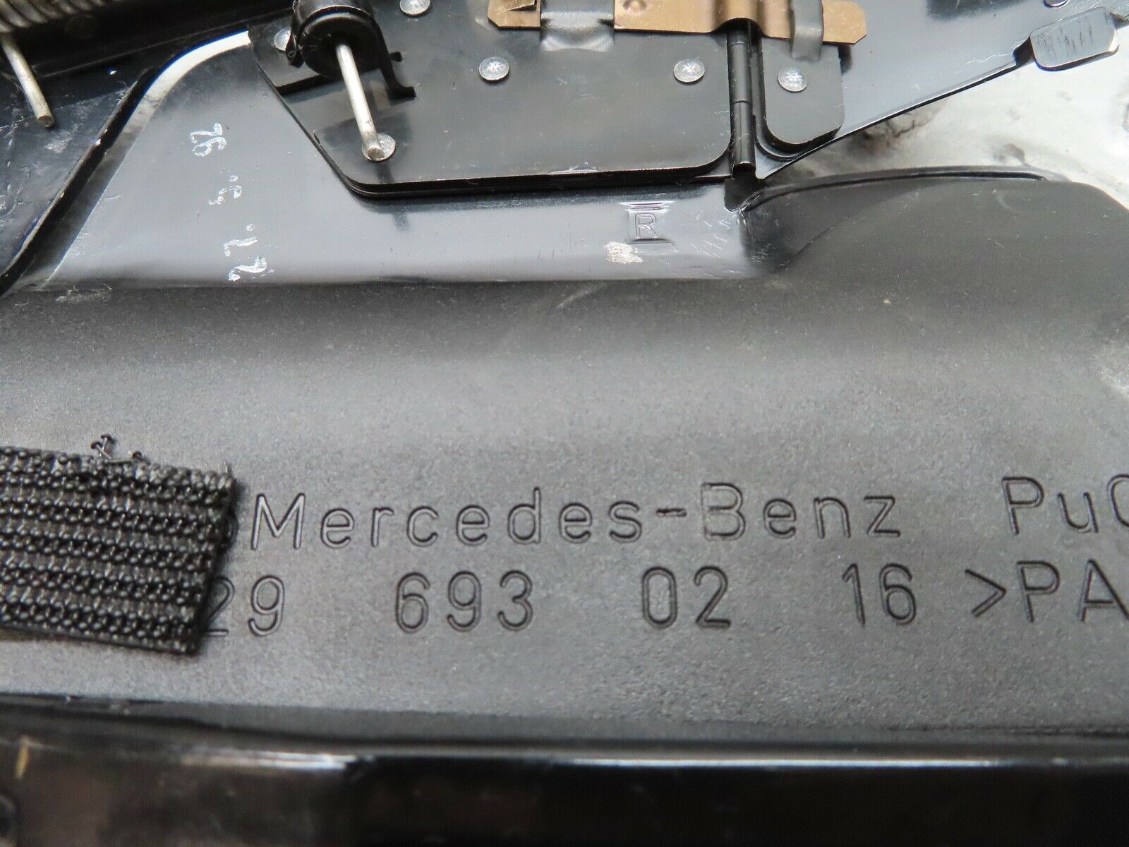 17180 Mercedes-Benz R129 300SL Coupe Roof Flap Cover Trim Right 1296930216