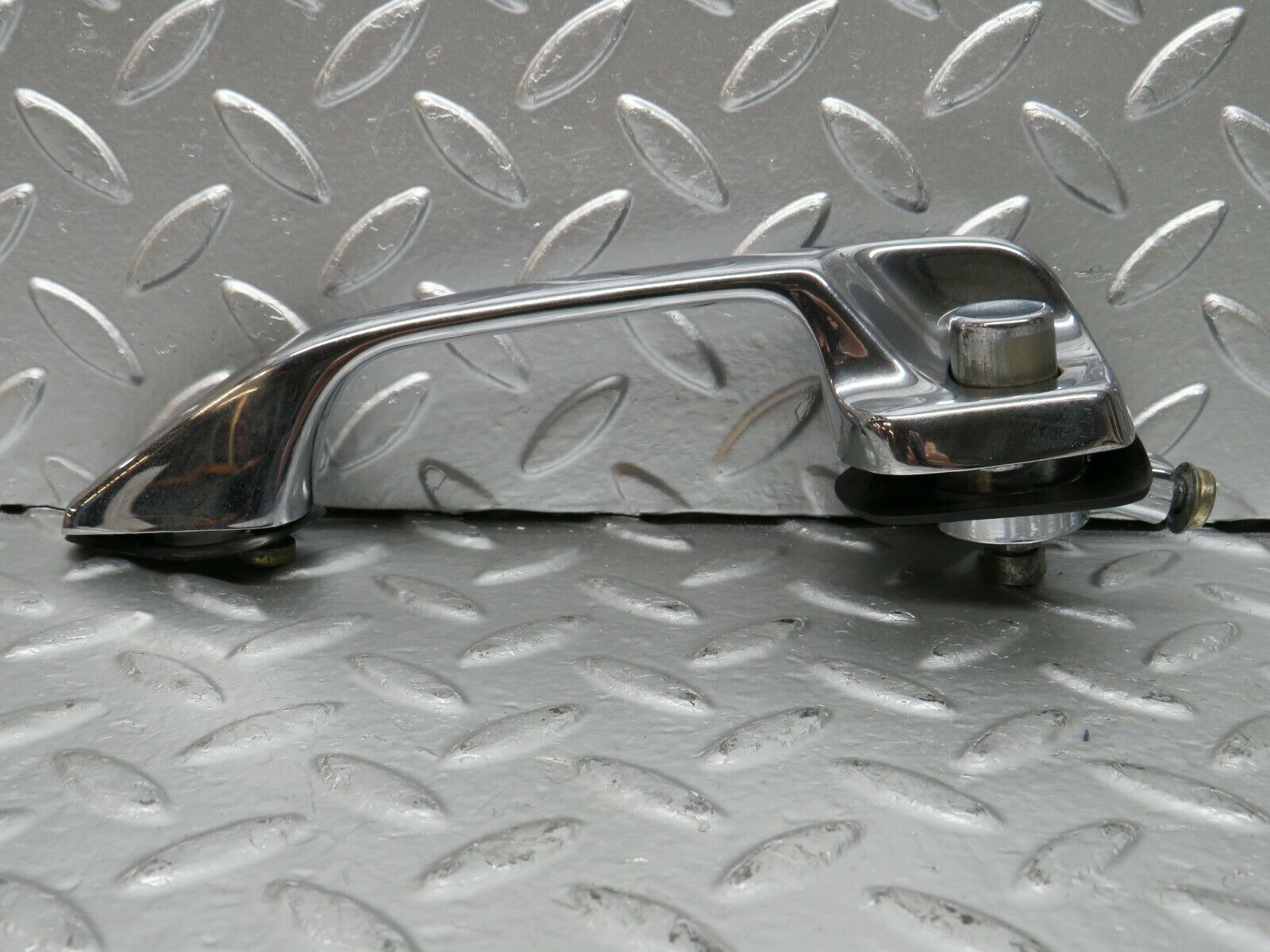 24465 Mercedes-Benz W108 Door Handle Rear Left 1087661102