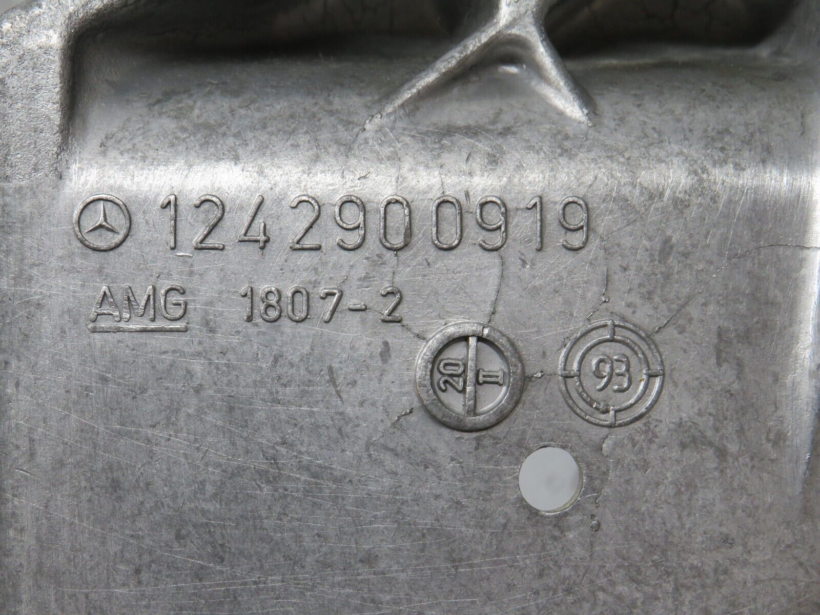 31701 Mercedes-Benz W201 190LE 1.8L Brake Pedal Bracket 1242900919