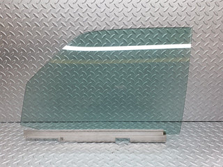 41131 Mercedes-Benz W126 300SE Front Right Door Window Glass