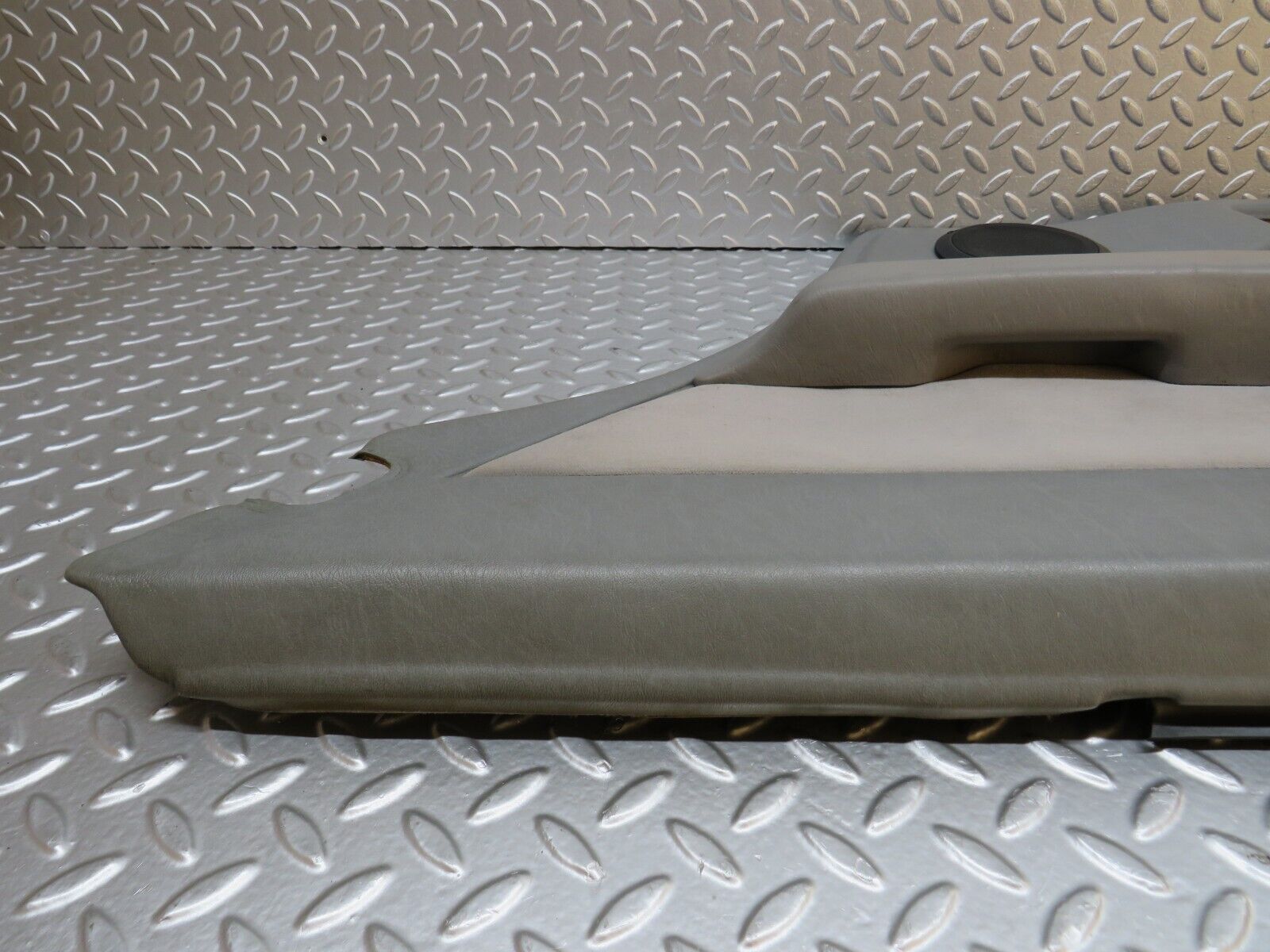 32341 Mercedes-Benz S124 300TE Wagon Rear Right Door Card Grey