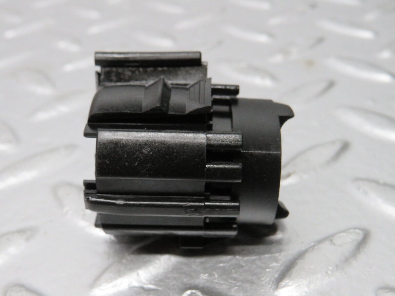 31612 Mercedes-Benz W201 190LE 1.8L Kick Down Switch 0025452214