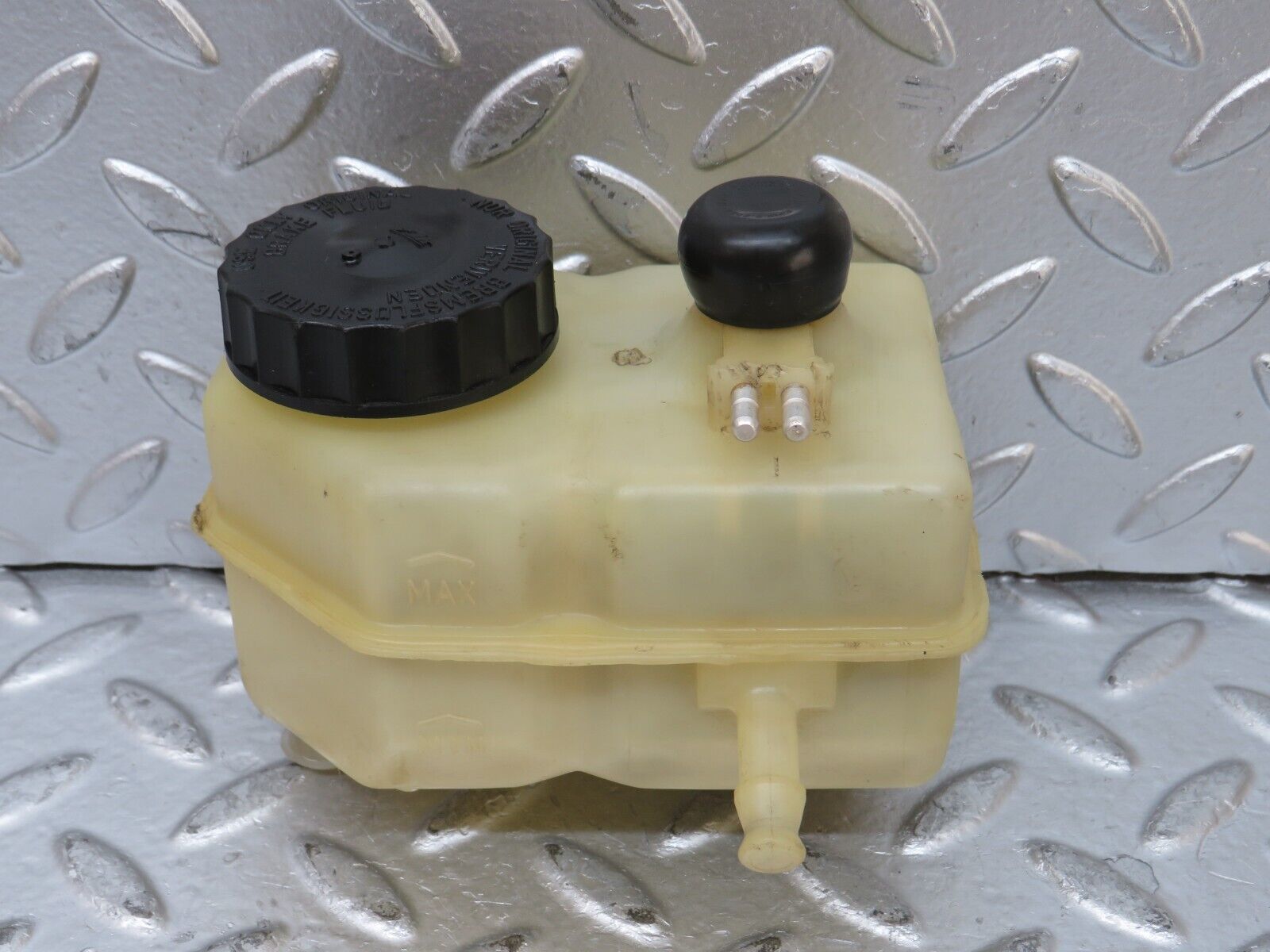 26147 Mercedes-Benz W116 450SE Brake Fluid Reservoir Tank ATE 3.3508